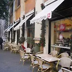 Spazio Cavour 게스트하우스 4*