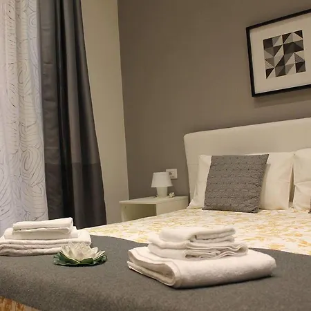 Spazio Cavour 3*