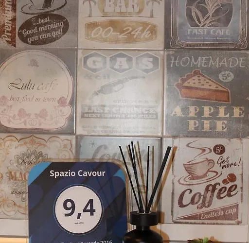 Spazio Cavour בית הארחה 4*